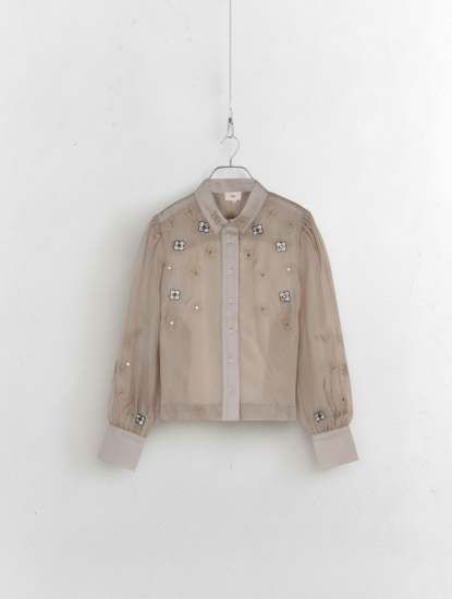Chemisier taupe perles